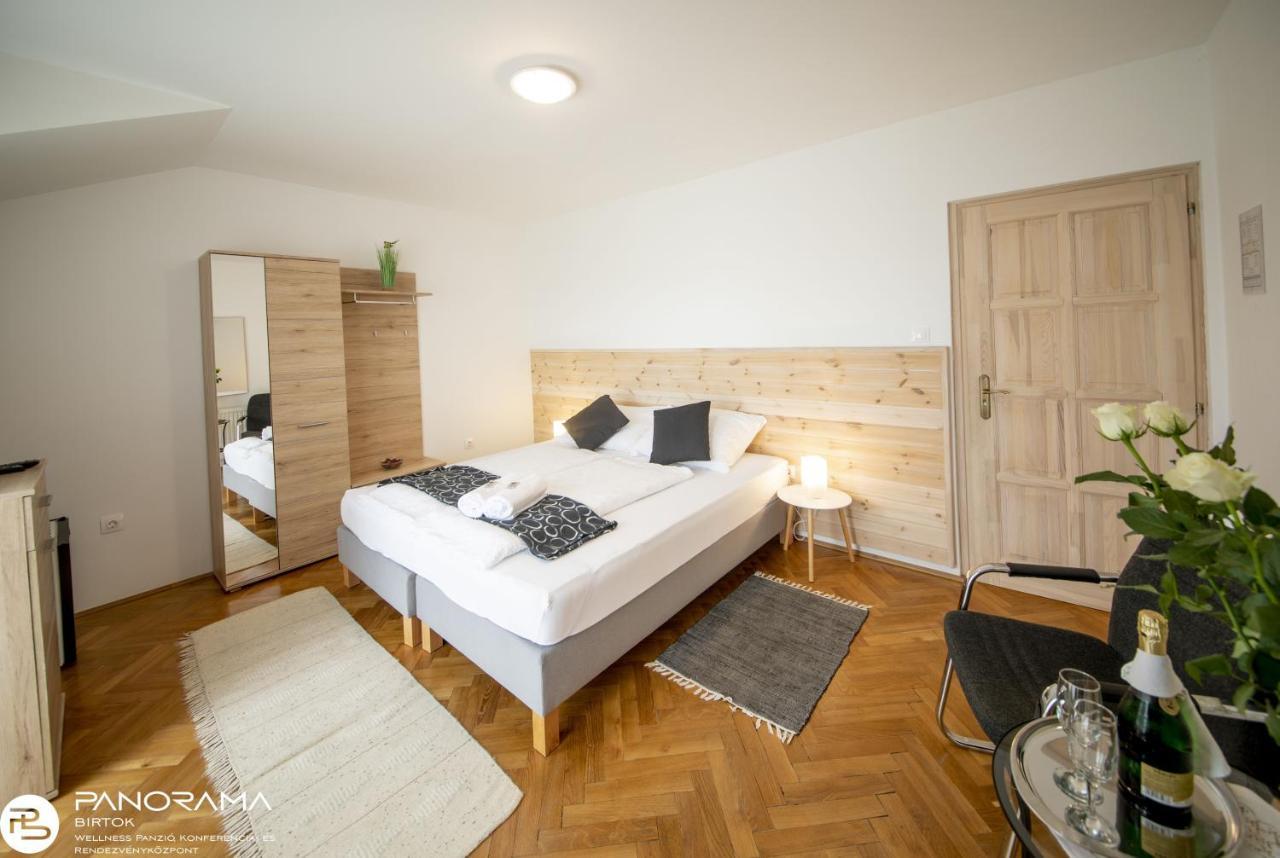Panorama Birtok - Wellness Panzio, Konferencia Es Rendezvenykoezpont Bed and Breakfast Győrújbarát Eksteriør billede